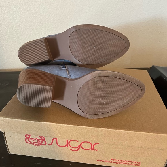 Sugar blue tonal boots size 8 - Picture 6 of 7